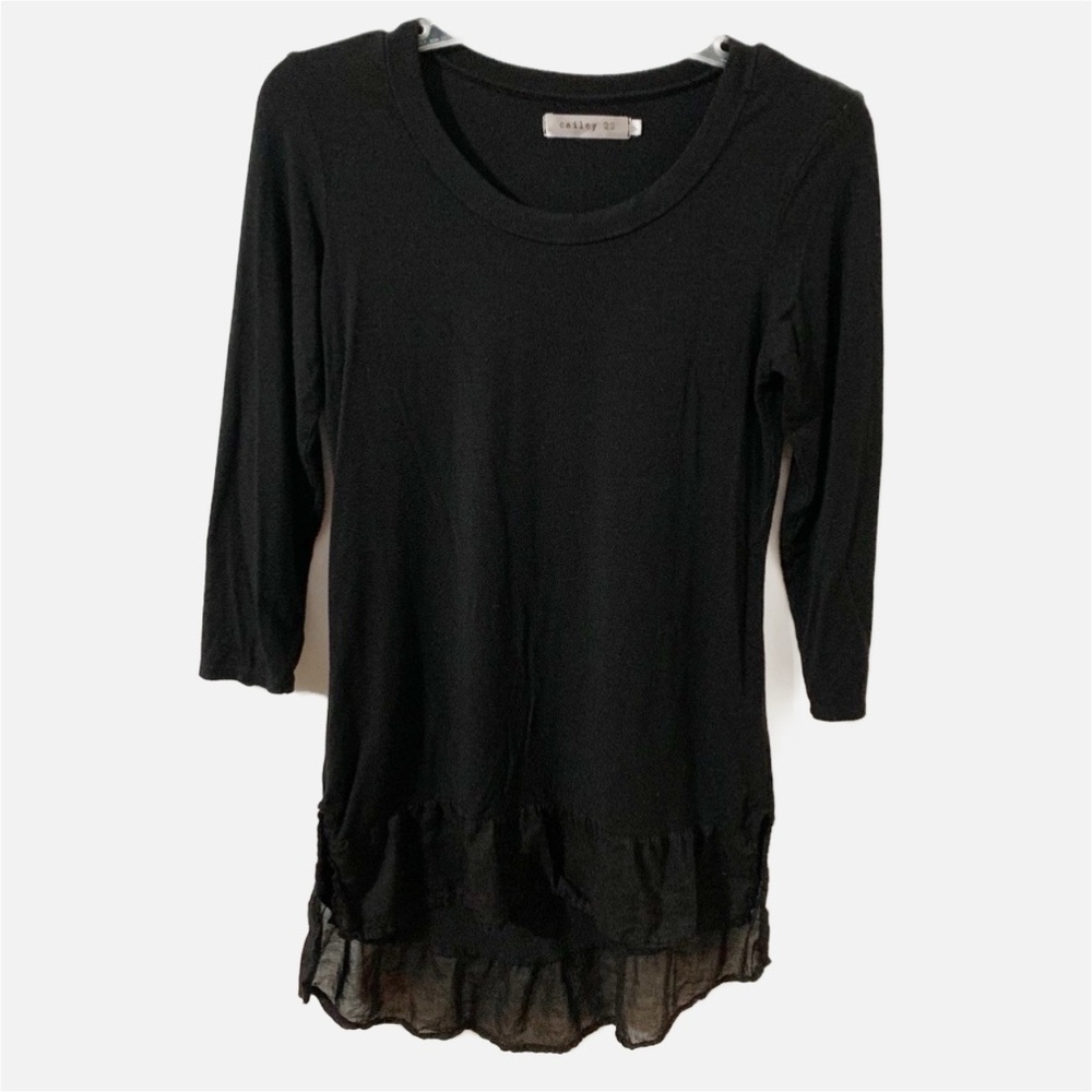 cailey 22 Hi-Lo Ruffled Hem Three Quarter Sleeve Rounded Neck Tunic Length Top